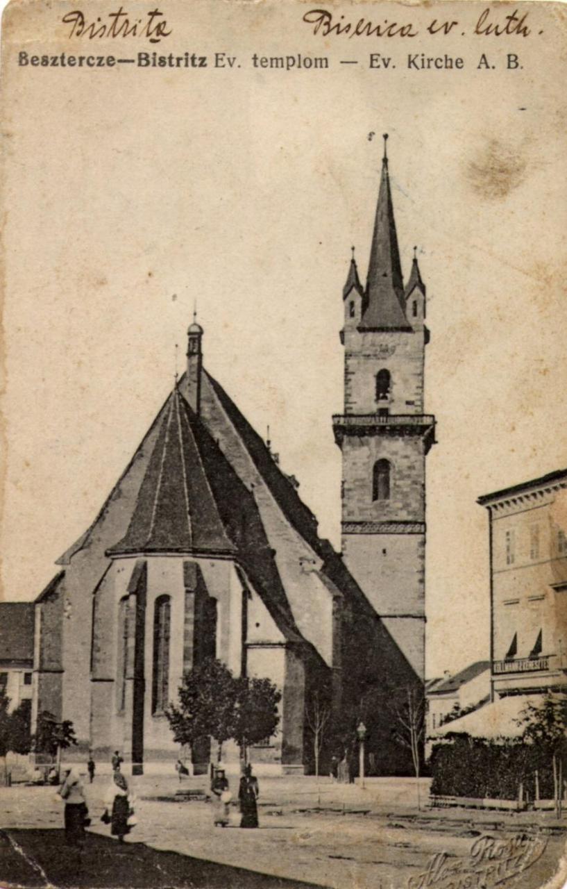 Raphaela Residence Bistrita  Bagian luar foto