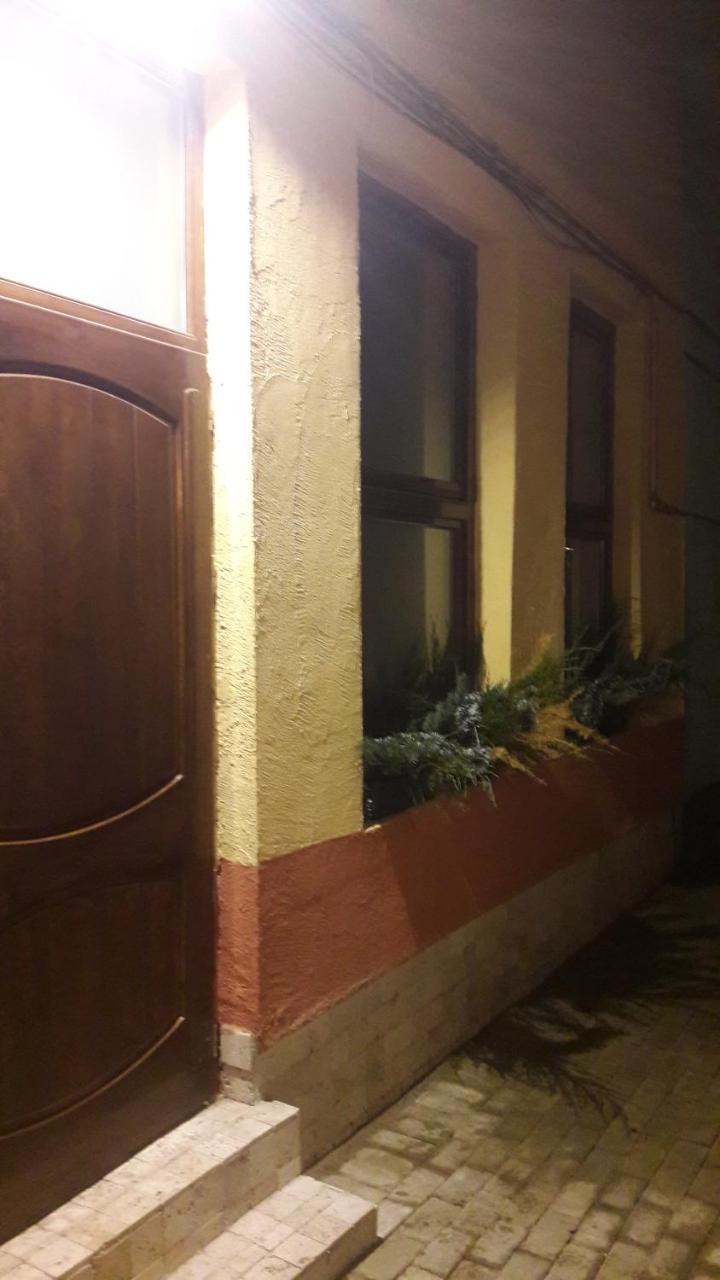 Raphaela Residence Bistrita  Bagian luar foto