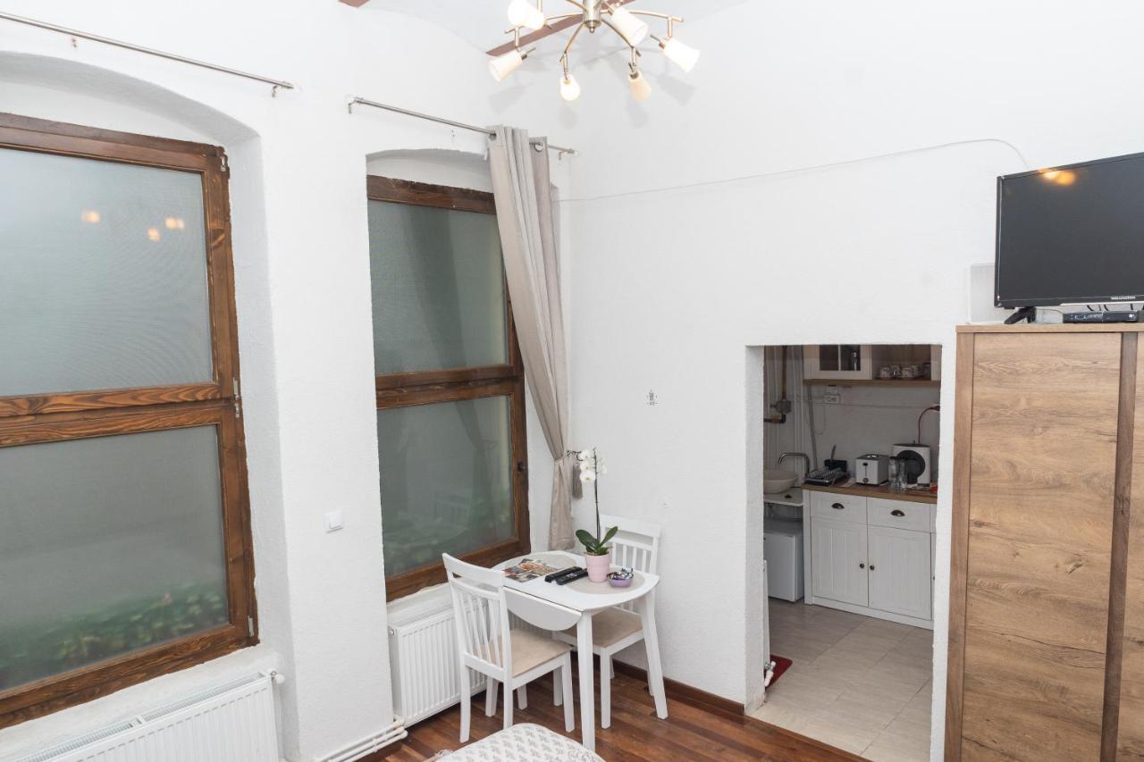 Raphaela Residence Bistrita  Bagian luar foto